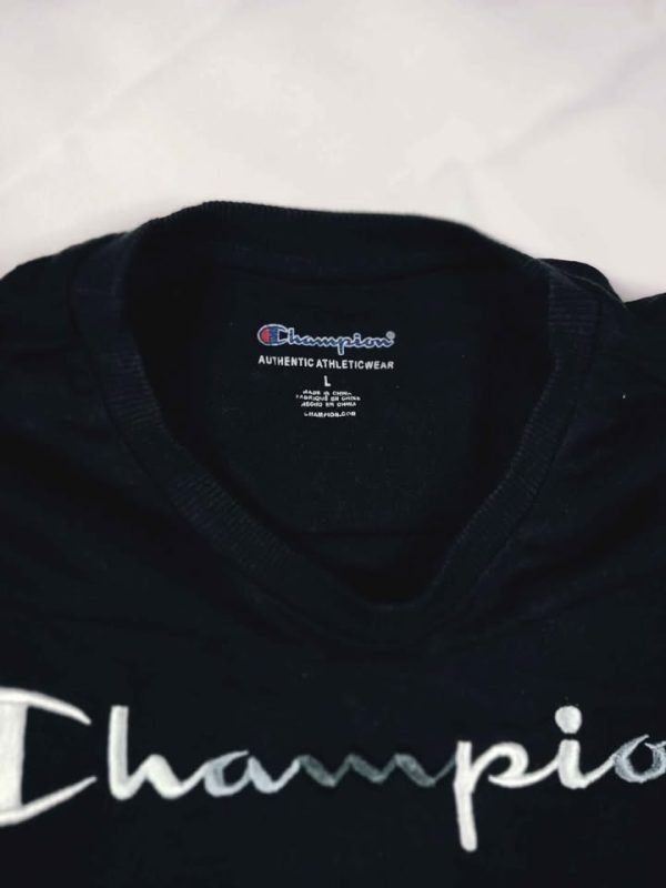 Poleron Negro Champion Unisex - Imagen 2